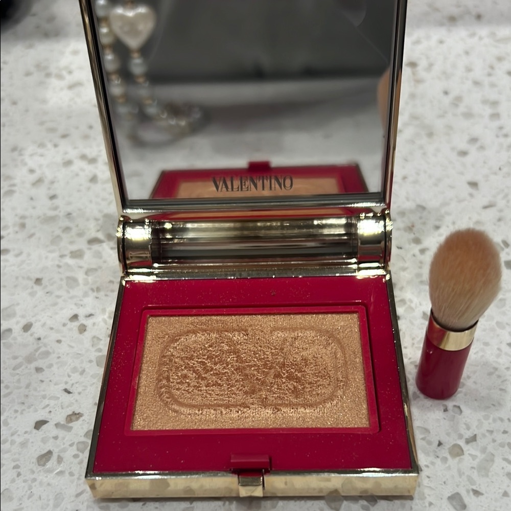 Valentino Gold Eyeshadow Palette